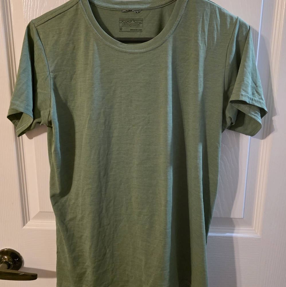 Green Crew Neck T-Shirt Patagonia Smoothing Cooling M 10 8 L